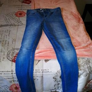 Hollister skinny jeans